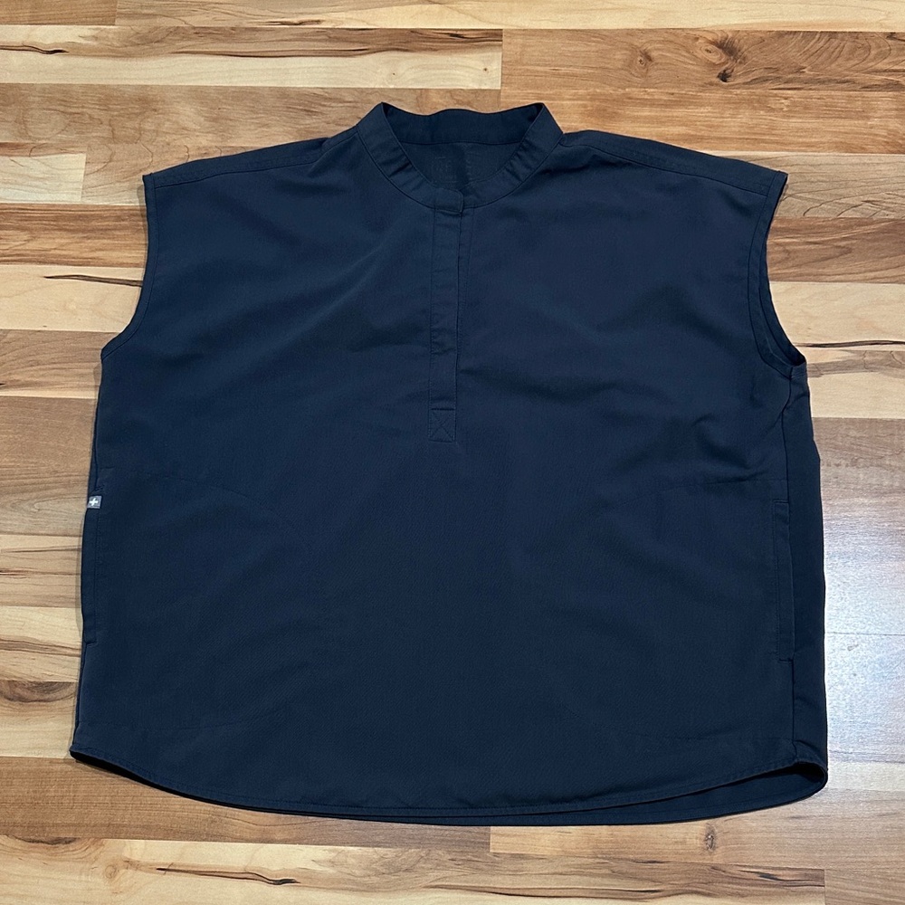 Figs charcoal gray Technical Collection Top